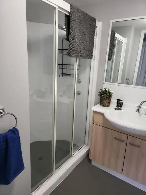 3 Bedroom Central Surfers Paradise Apartment Gold Coast Australia